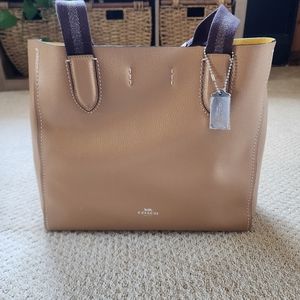 Brand New Coach Derby Tote - Latte
